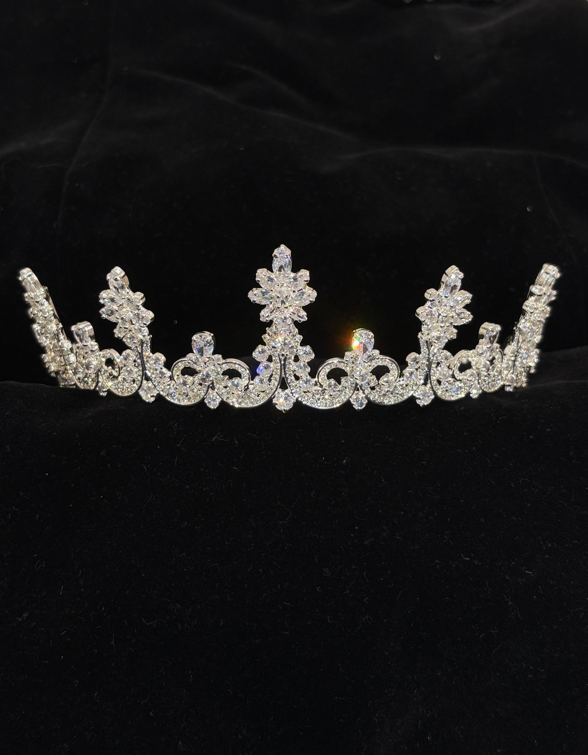 Silver Rhinestone Wedding Crown | Vintage-Inspired Wedding Crown for Brides | Elegant Scrollwork Wedding Headpiece | Classic Princess Wedding Crown | Royal Pageant Wedding Accessory | Crystal Bridal Crown| Zircon-Embellished