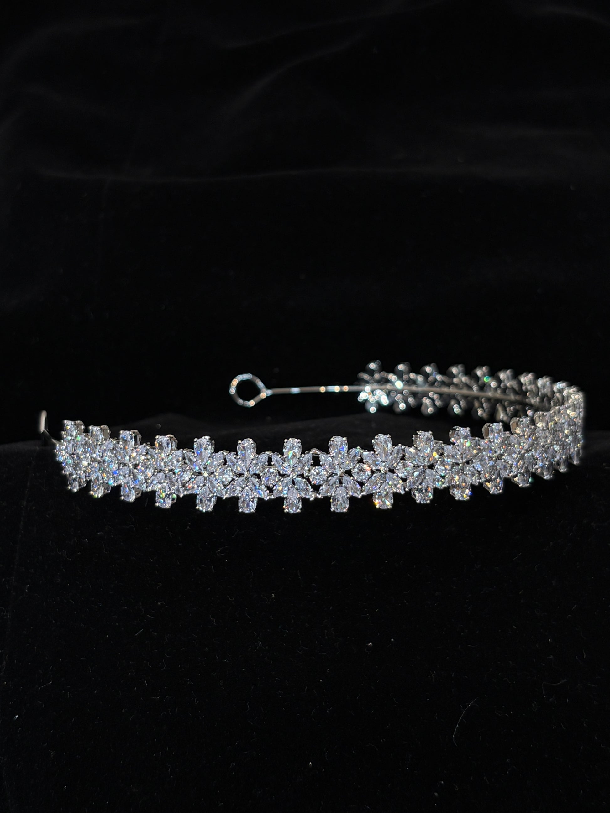 Floral Cluster Crystal Bridal Headband | Elegant Rhinestone Wedding Tiara | Silver Crown Hair Accessory for Women | Sparkling Bridal Hairband | Lightweight Crystal Crown | Zircon-Embellished