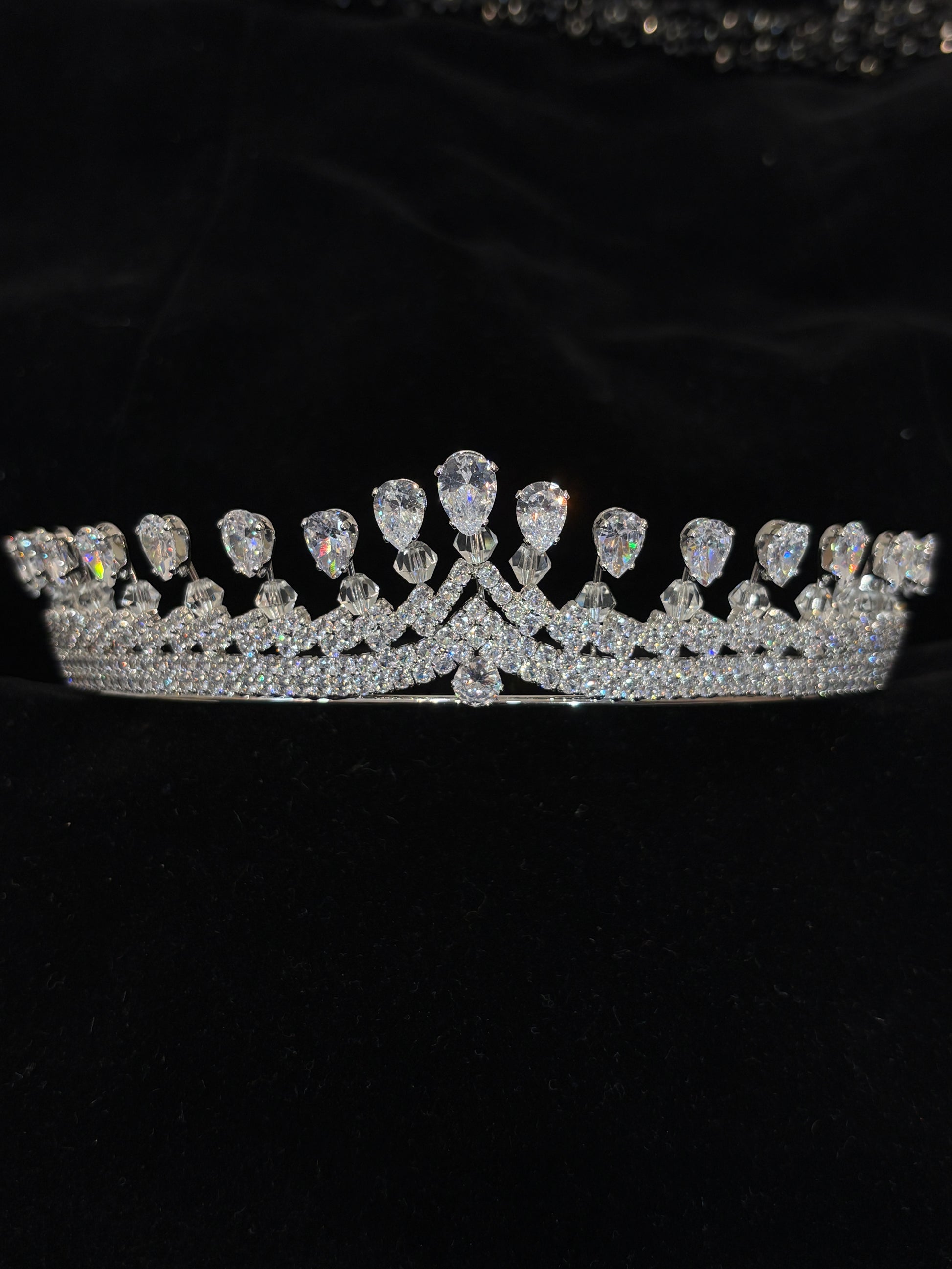 Silver Rhinestone Wedding Crown | Delicate Crystal Wedding Crown for Brides | Elegant Bridal Prom Wedding Headpiece | Lightweight Princess Wedding Crown | Slim Sparkling Wedding Hair Accessory | Royal Pageant Wedding Crown| Zircon-Embellished