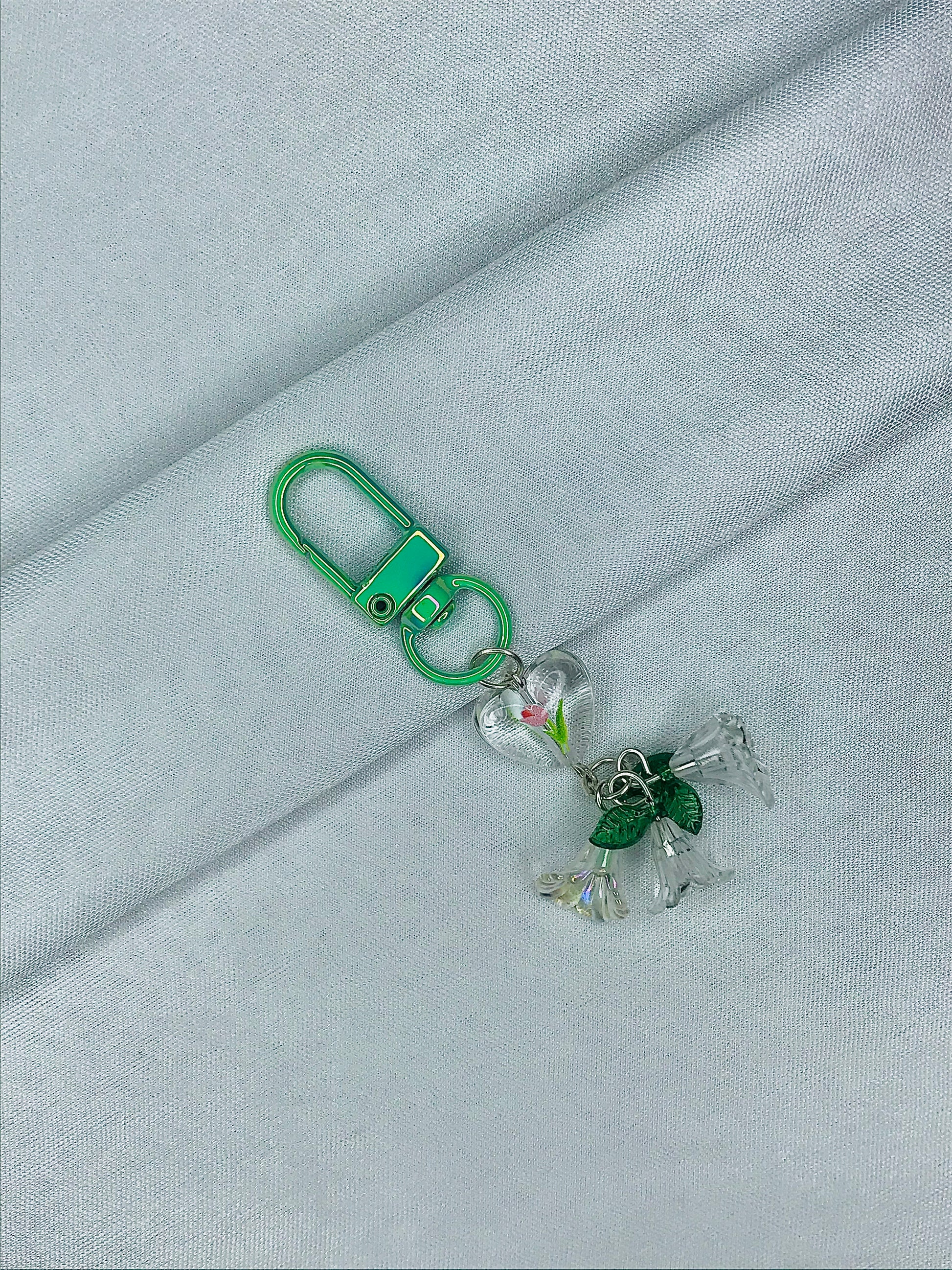 Garden Bloom Phone Charm | Heart & Flower Bead Strap | Cottagecore Aesthetic Keychain | Cute Gift | Green- Transparent| Heart|Flowers