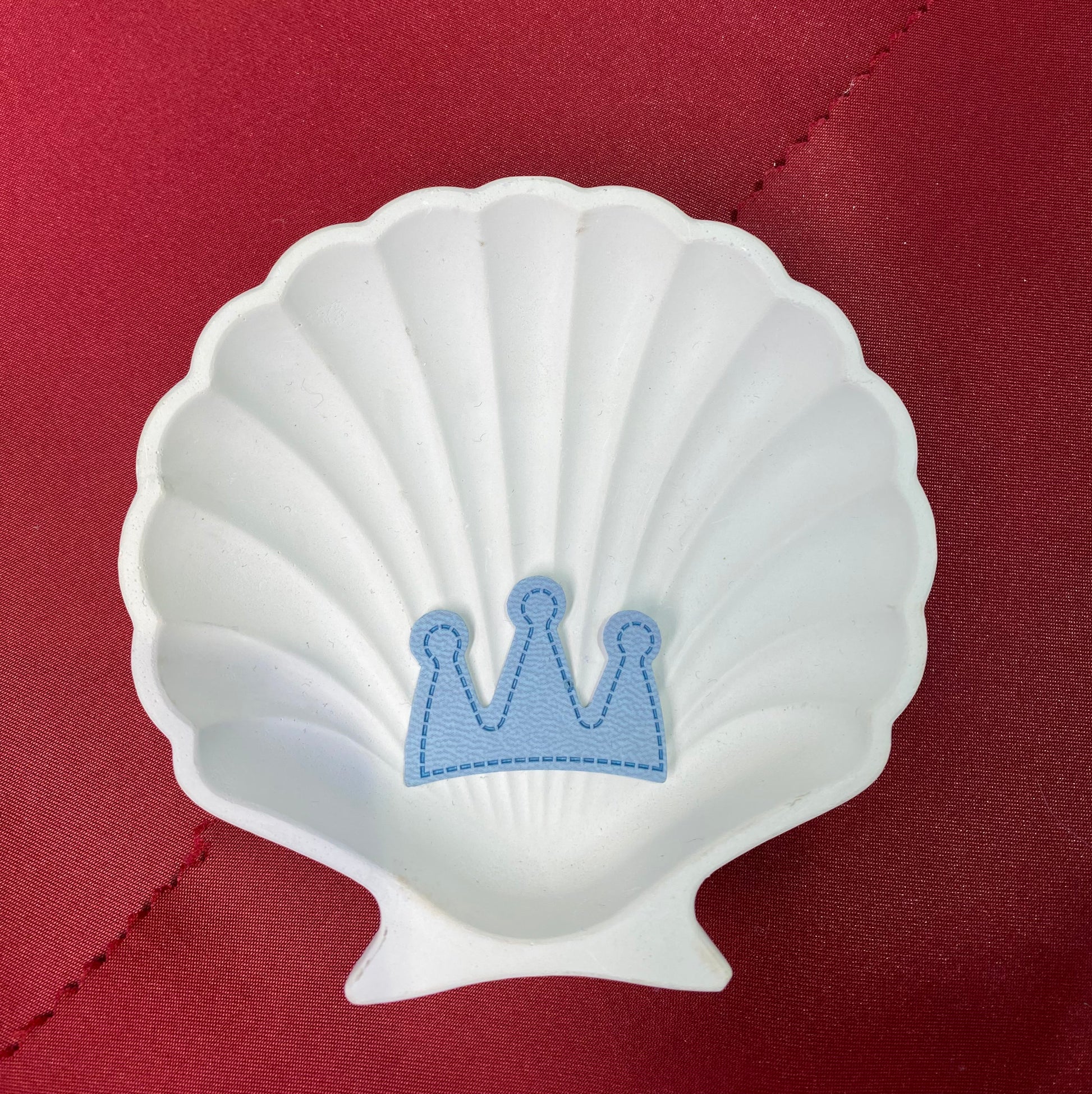 Elsa Crown| Crown patch|Blue | cute an aesthetic | princess core| Non-Ironable | Glue/Sew On