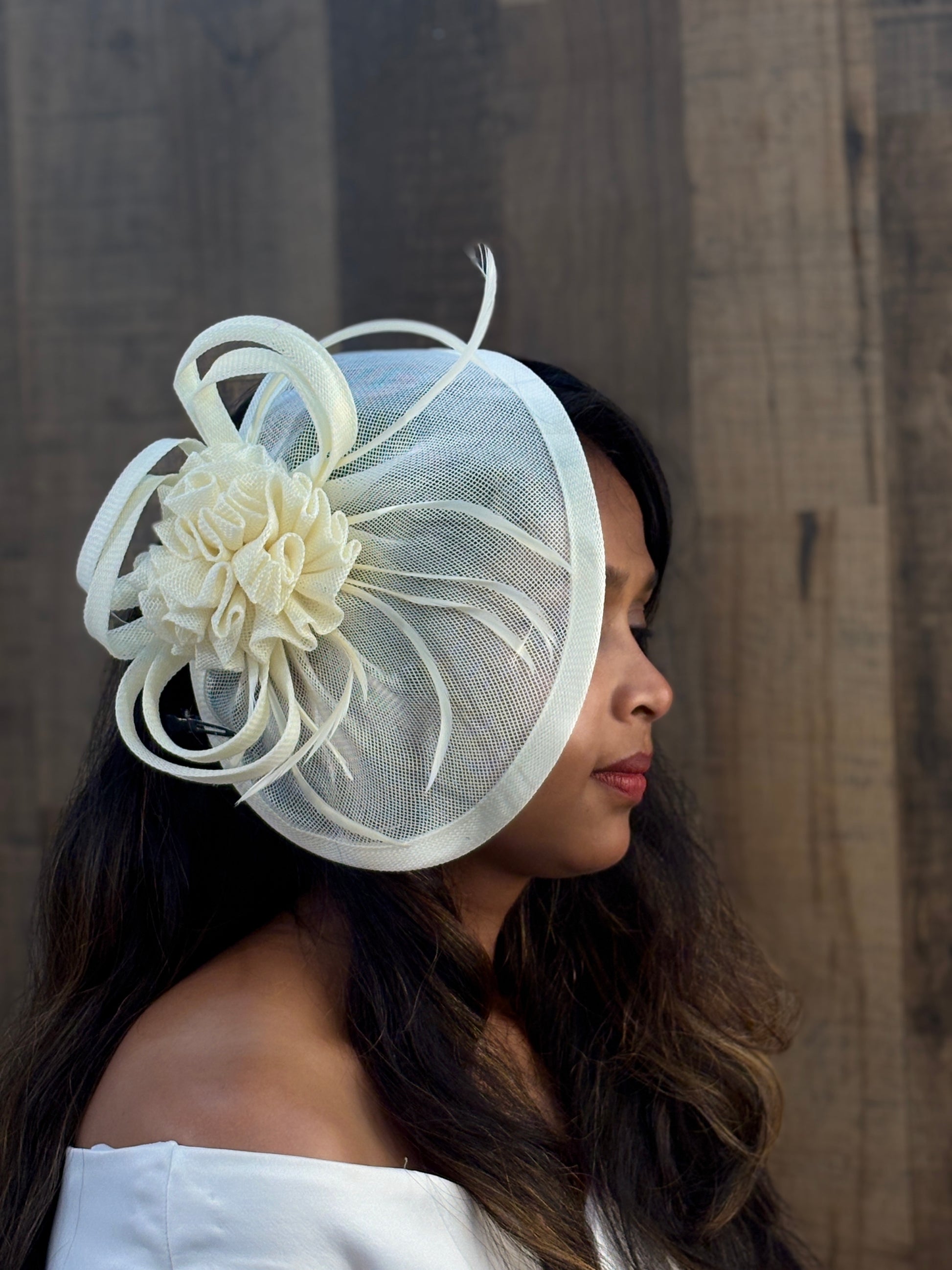Floral Swirl Fascinator for Women – Pink & White | Sculpted Percher Hat with Rose Bloom & Loops | Elegant Wedding & Race Day Hair Accessory