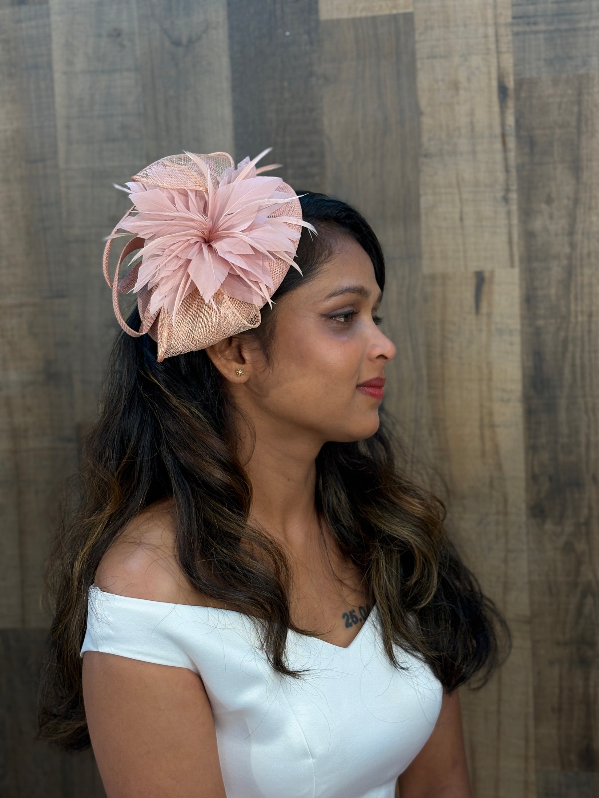 Blush Peach Fascinator for Women | Oversized Flower Cocktail Headpiece for Weddings & Race Day | Lightweight Mesh Statement Hair Accessory | Elegant Bridal & Reception Style
