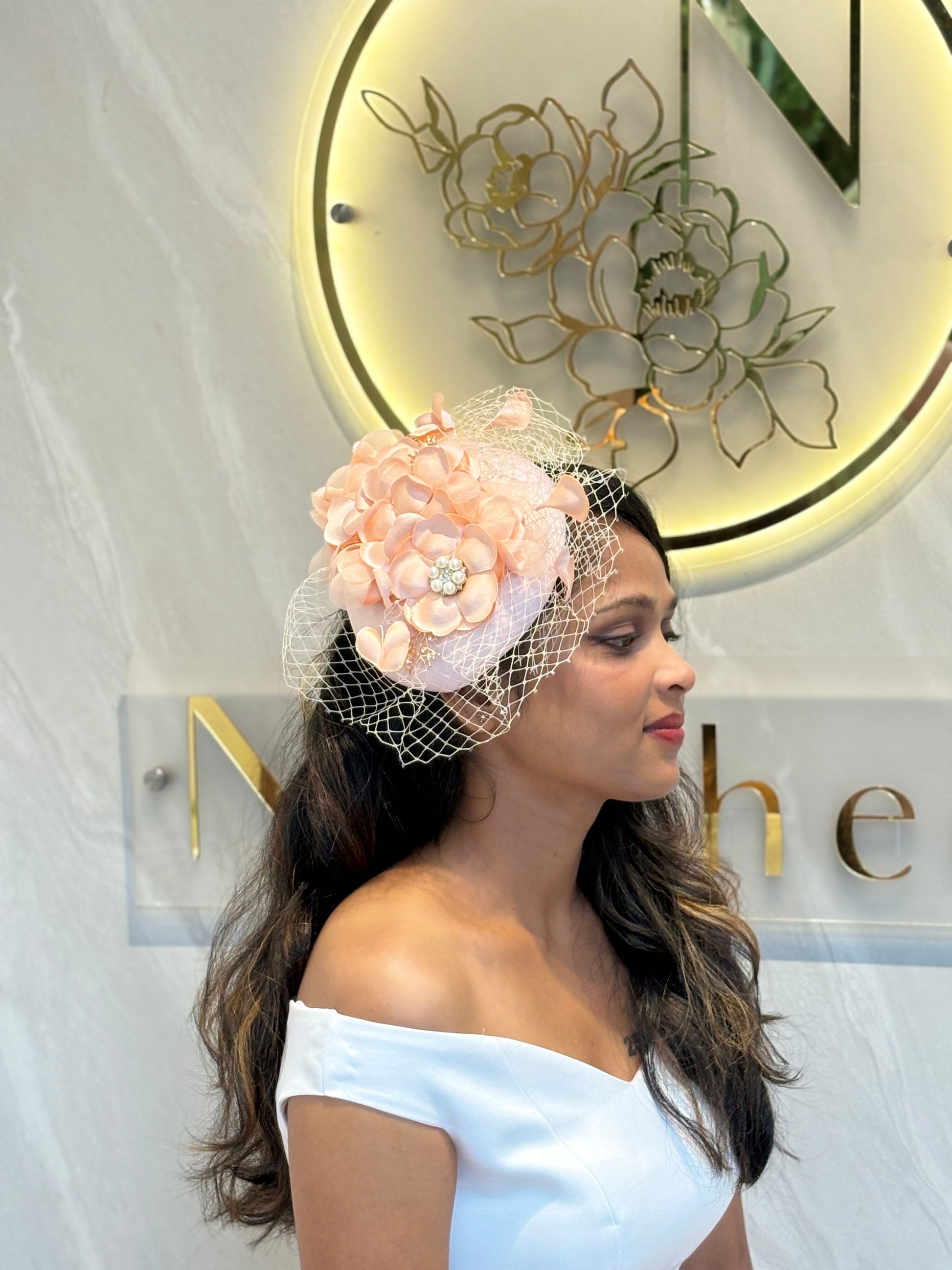 Peach Floral Fascinator for Women | Bloom Cluster Veil Headpiece for Weddings & Special Events | Elegant Bridal Percher with Mesh Netting | Romantic Garden Party Hair Accessory