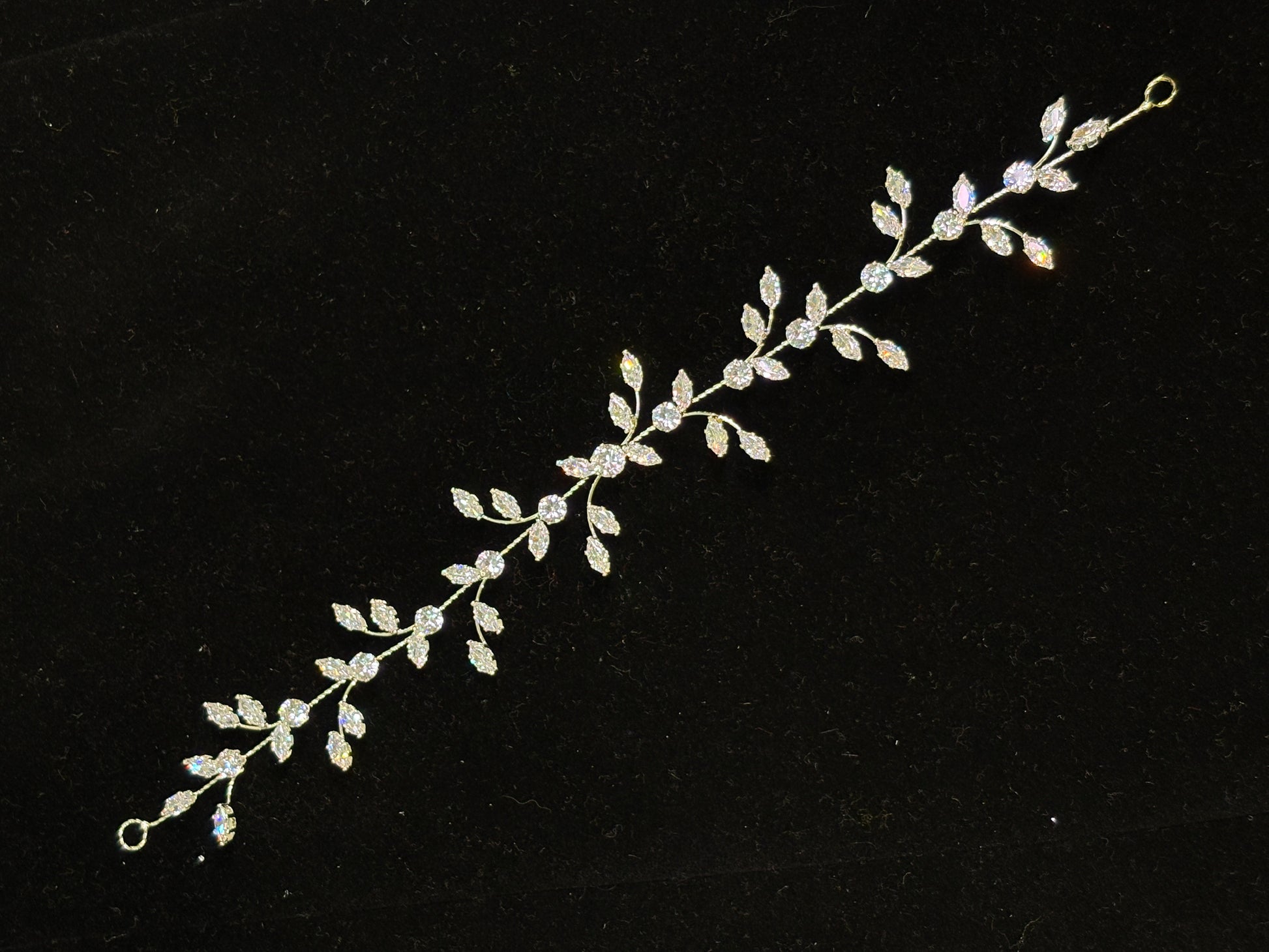 Golden Olive Leaf Bridal Tiara – Champagne Gold Hair Accessory | Boho Bride Hair Vine | Haldi Mehendi Hair Band | Elegant Ethnic Wedding Headpiece for Women I zircon headpiece