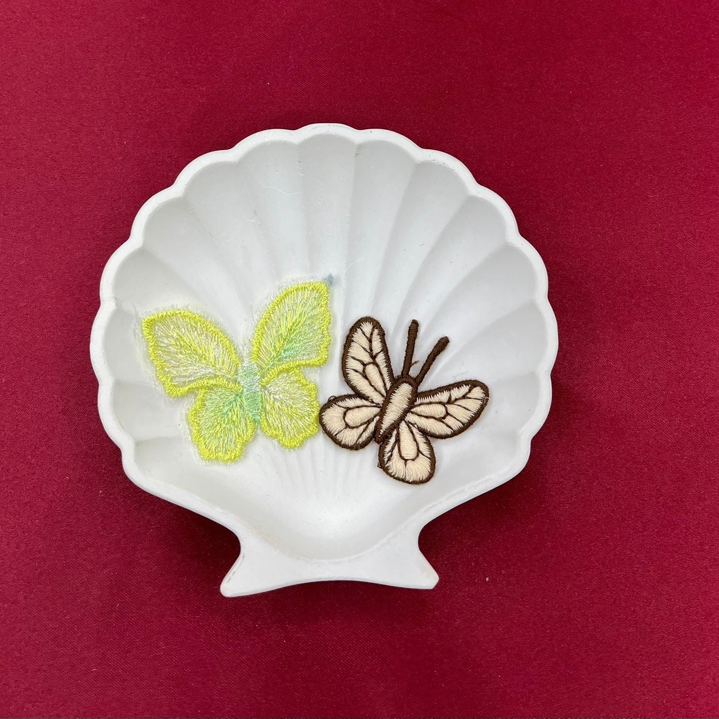 Embroidered Butterfly Appliqués (Set of 2) | Yellow and Beige Fabric Butterflies for Crafts | Delicate Nature-Inspired Embellishments | Sewing & Scrapbooking Decoration| Non-Ironable | Glue/Sew On