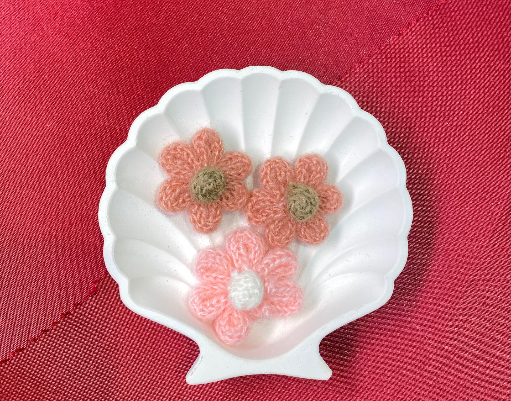 Pink Bouquet | flowers | pink | peach and pink | flower patches | cute and aesthetic| crocheted