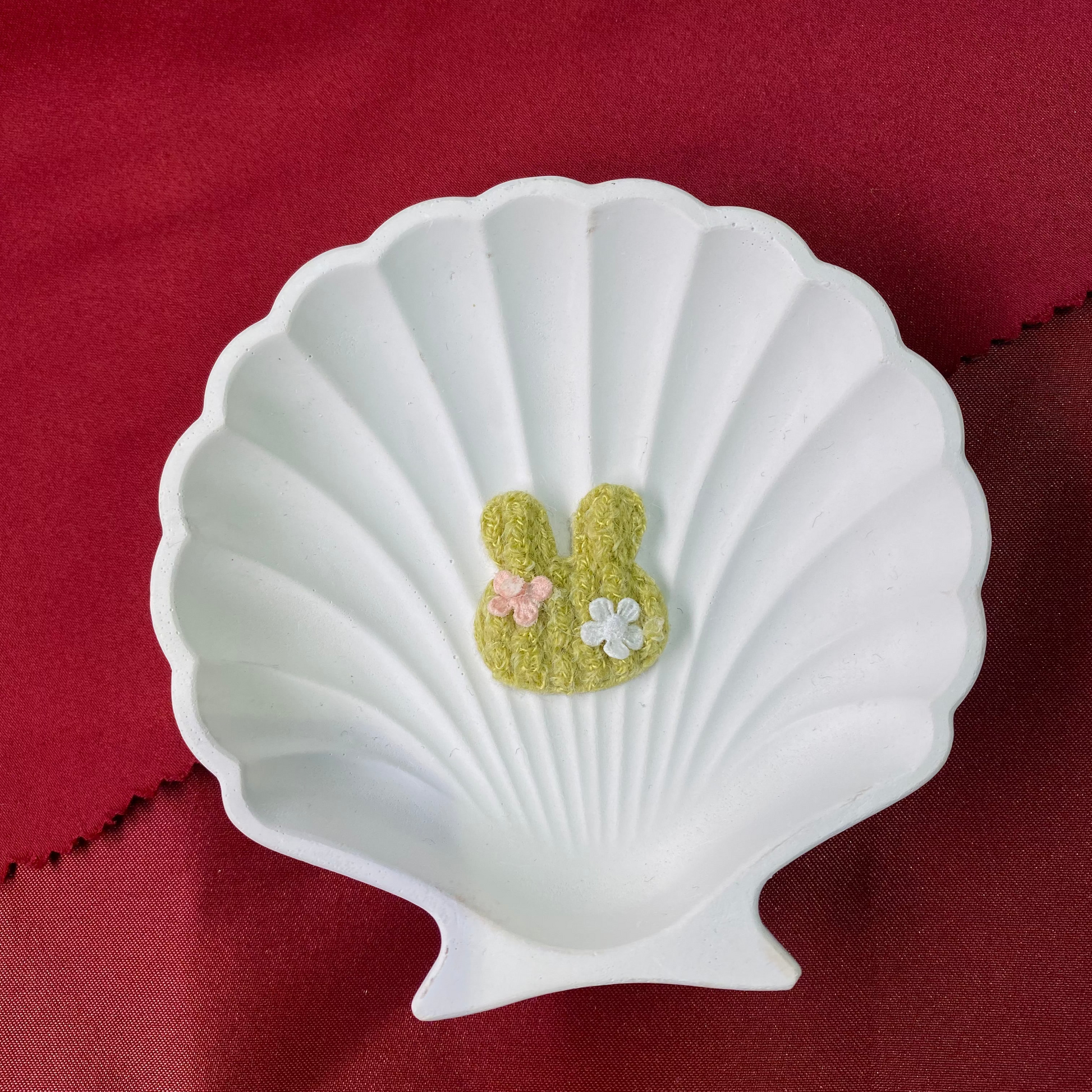 Floral Bunny| green bunny| Flower| pink, blue and green| cute and aesthetic| patches| Non-Ironable | Glue/Sew On