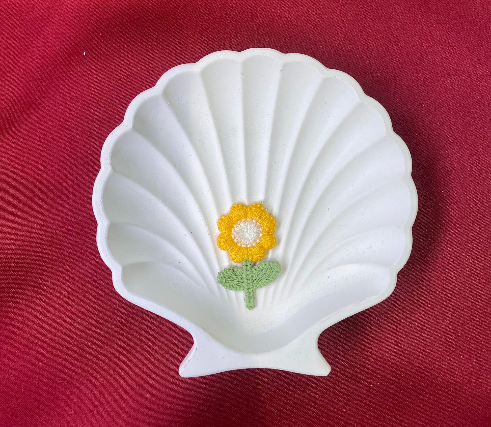 Sun-Flower patch| yellow and green| cute and aesthetic | pretty flower |patches| Non-Ironable | Glue/Sew On