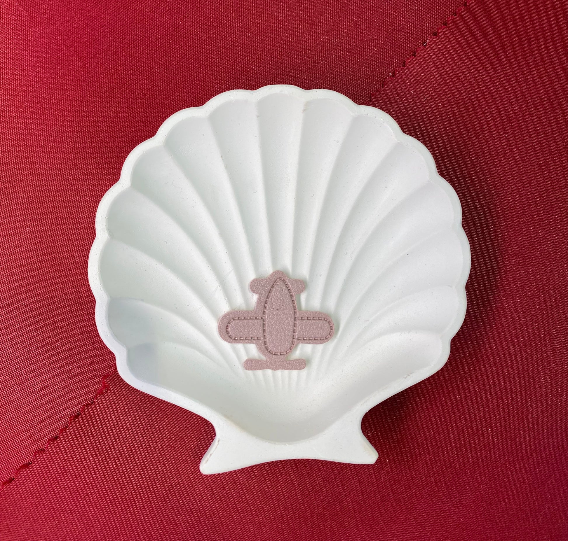 Dusky pink airplane | cute and aesthetic | patch |patch for cloth| Airplane| Non-Ironable | Glue/Sew On