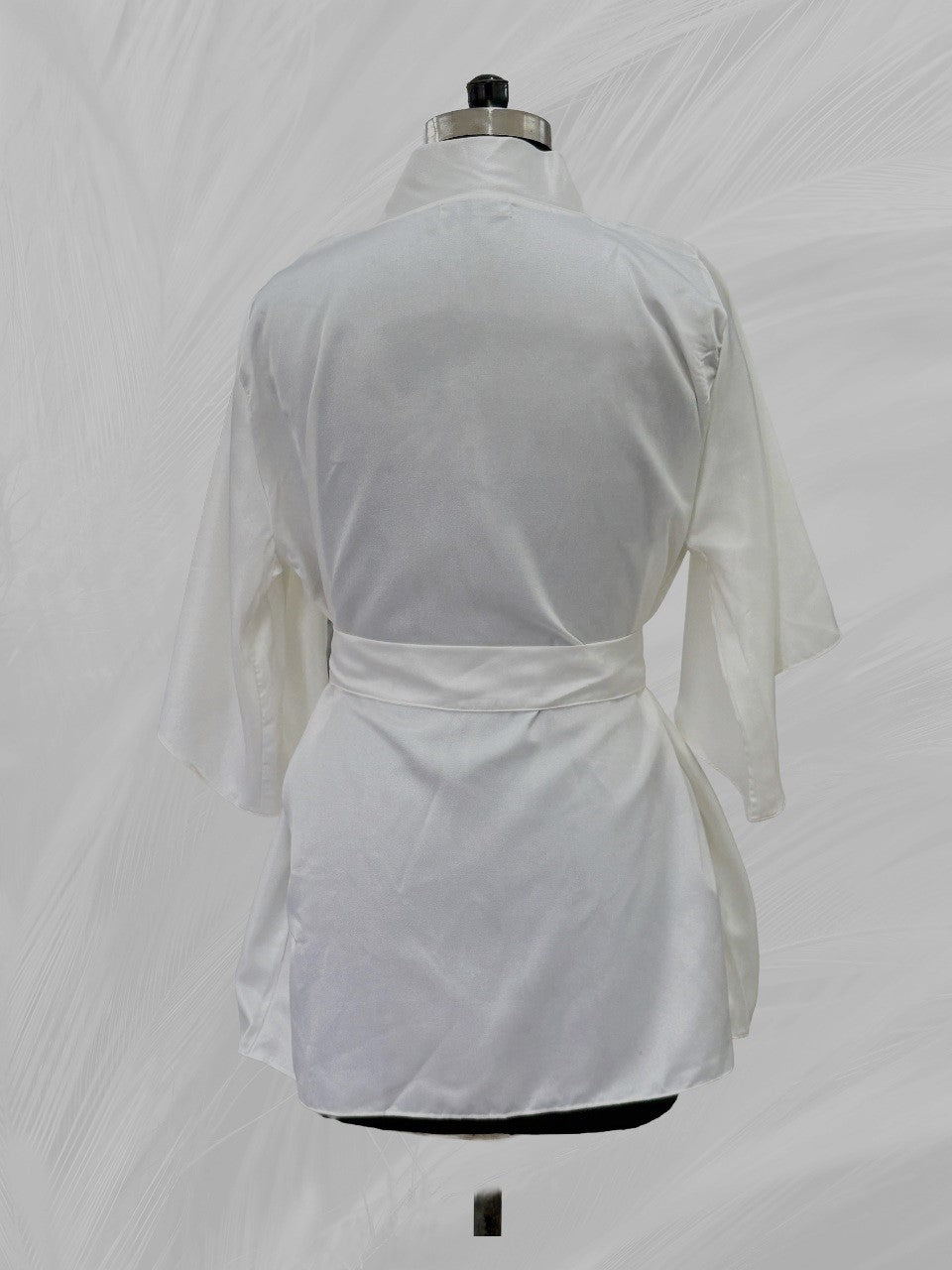 Bride Satin Robe – White (No Print) | Classic Short Satin Bridal Getting Ready Robe | Wedding Morning & Pre-Ceremony Photography