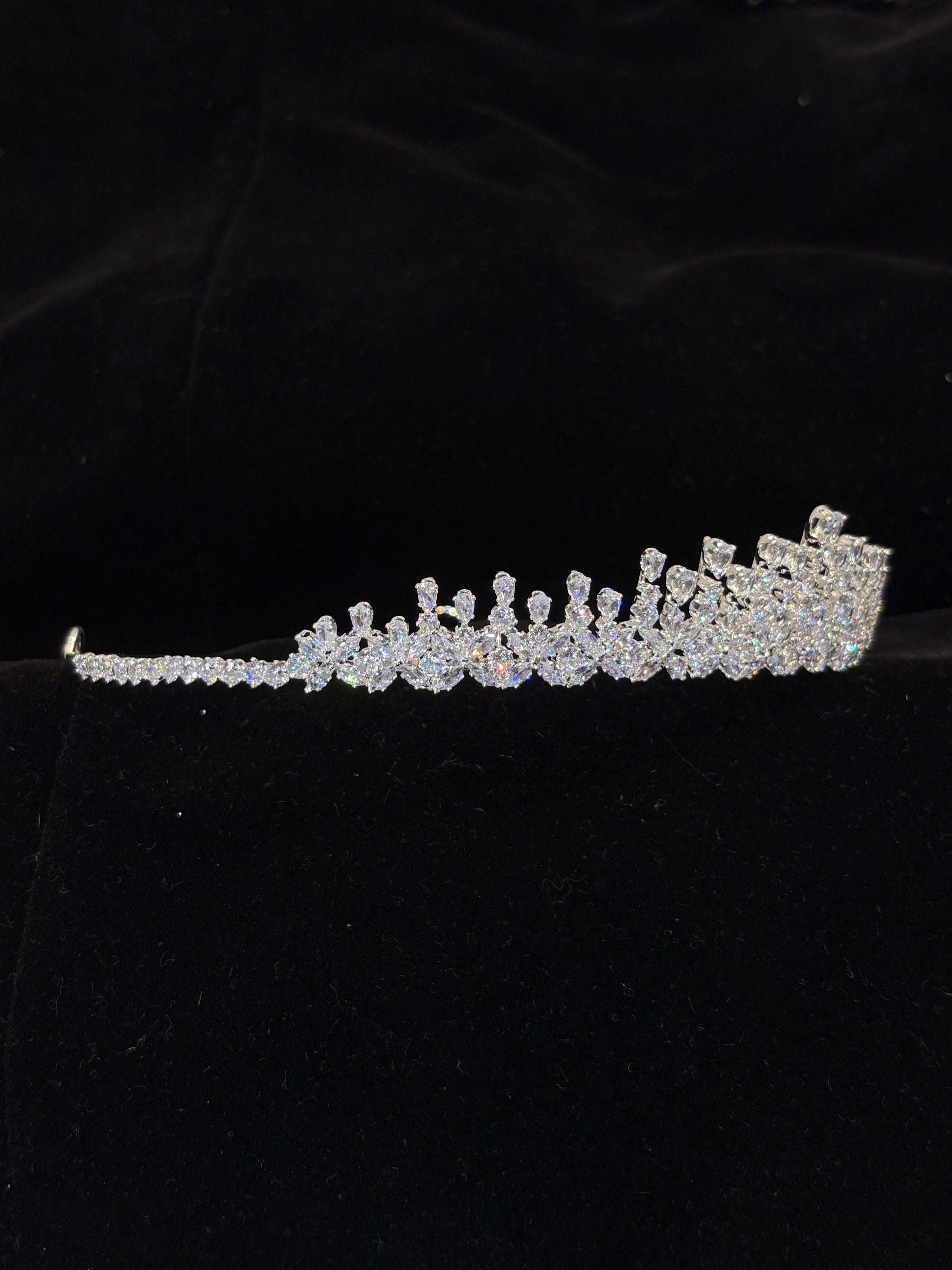 Classic Crystal Bridal Crown | Dainty Rhinestone Wedding Tiara | Elegant Silver Headband for Brides | Lightweight Sparkling Tiara | Timeless Wedding Hair Accessory for Women | Zircon-Embellished