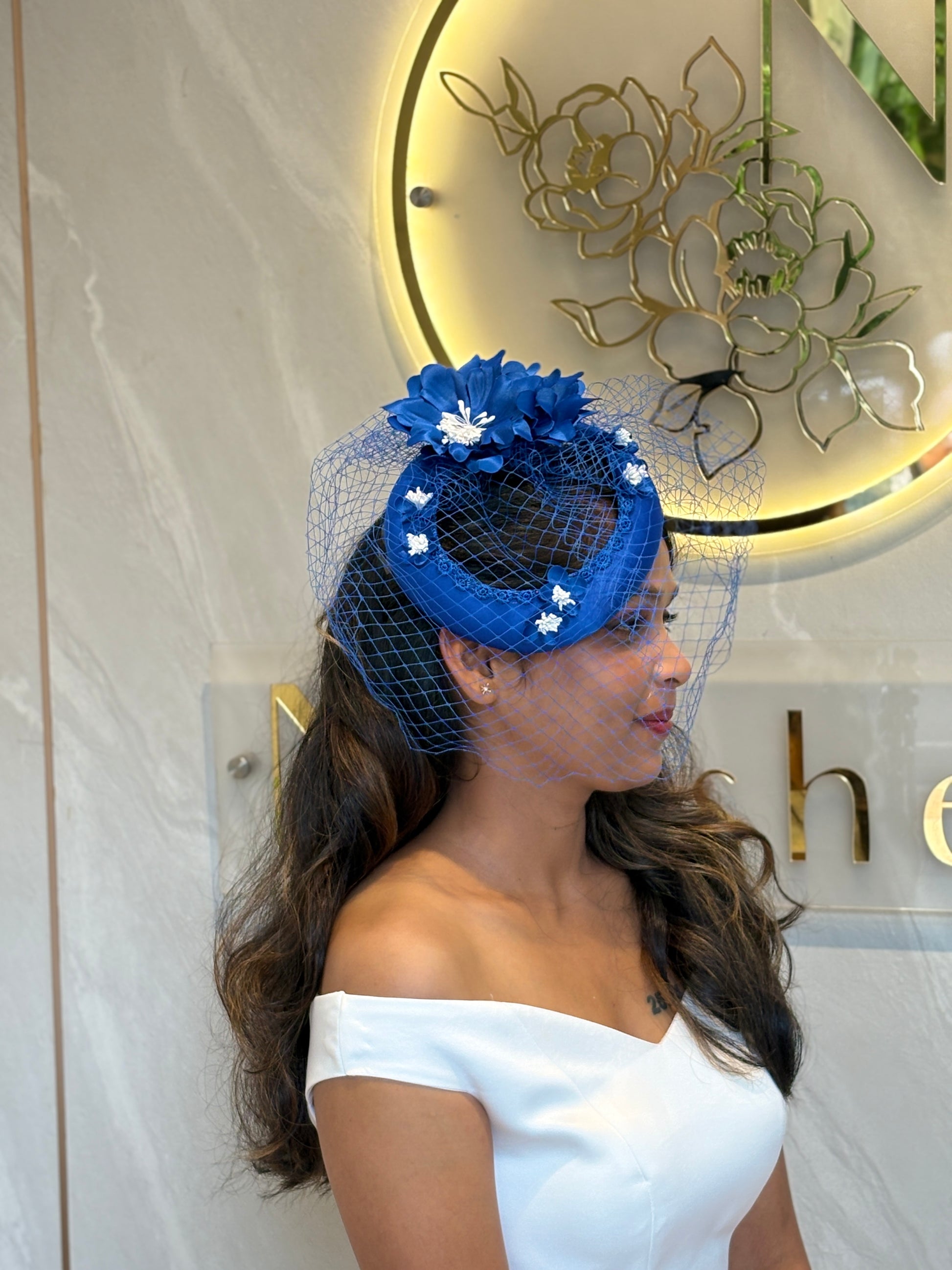 Statement Ruffle Bloom Fascinator – Royal Blue & Black | Oversized Sculpted Mesh Headpiece for Wedding & Race Day Looks