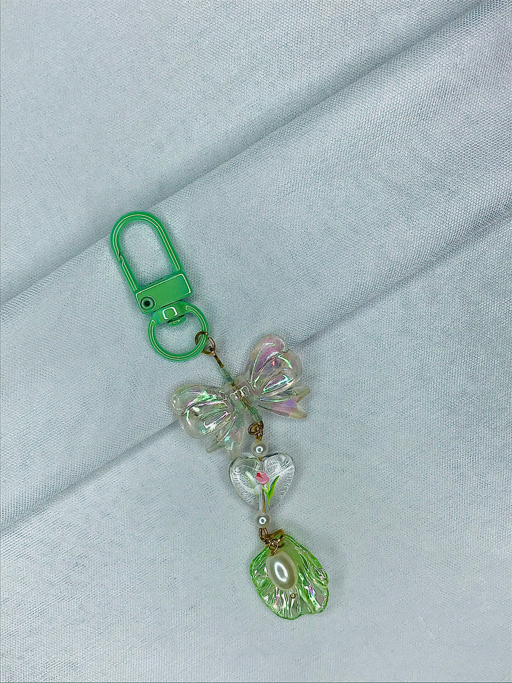 Seapearl Serenade Phone Charm | Elegant Pearl Flower Petal & Bow | Trending Aesthetic Strap for Girls | Perfect Gift for Her| Green|