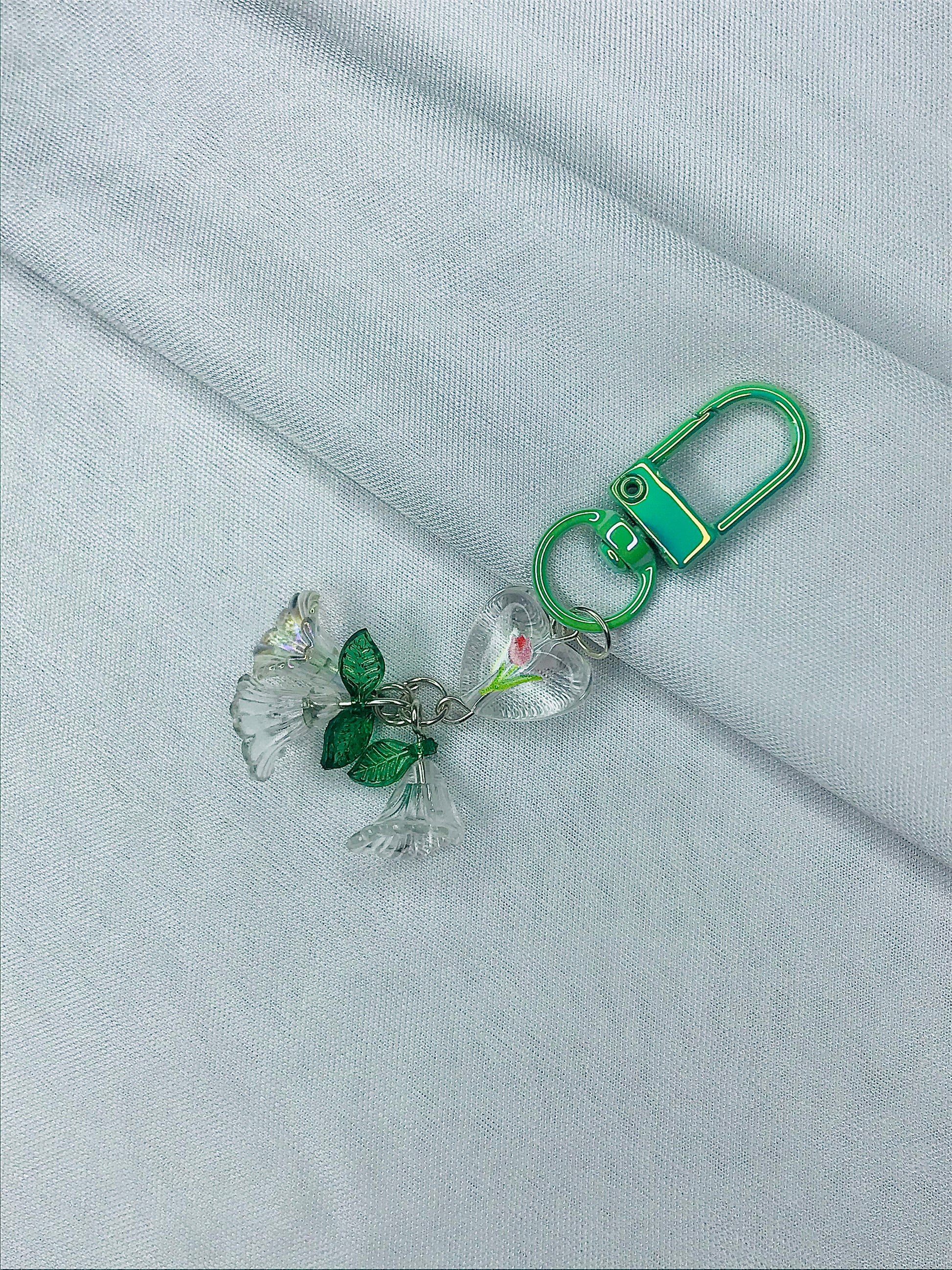 Garden Bloom Phone Charm | Heart & Flower Bead Strap | Cottagecore Aesthetic Keychain | Cute Gift | Green- Transparent| Heart|Flowers
