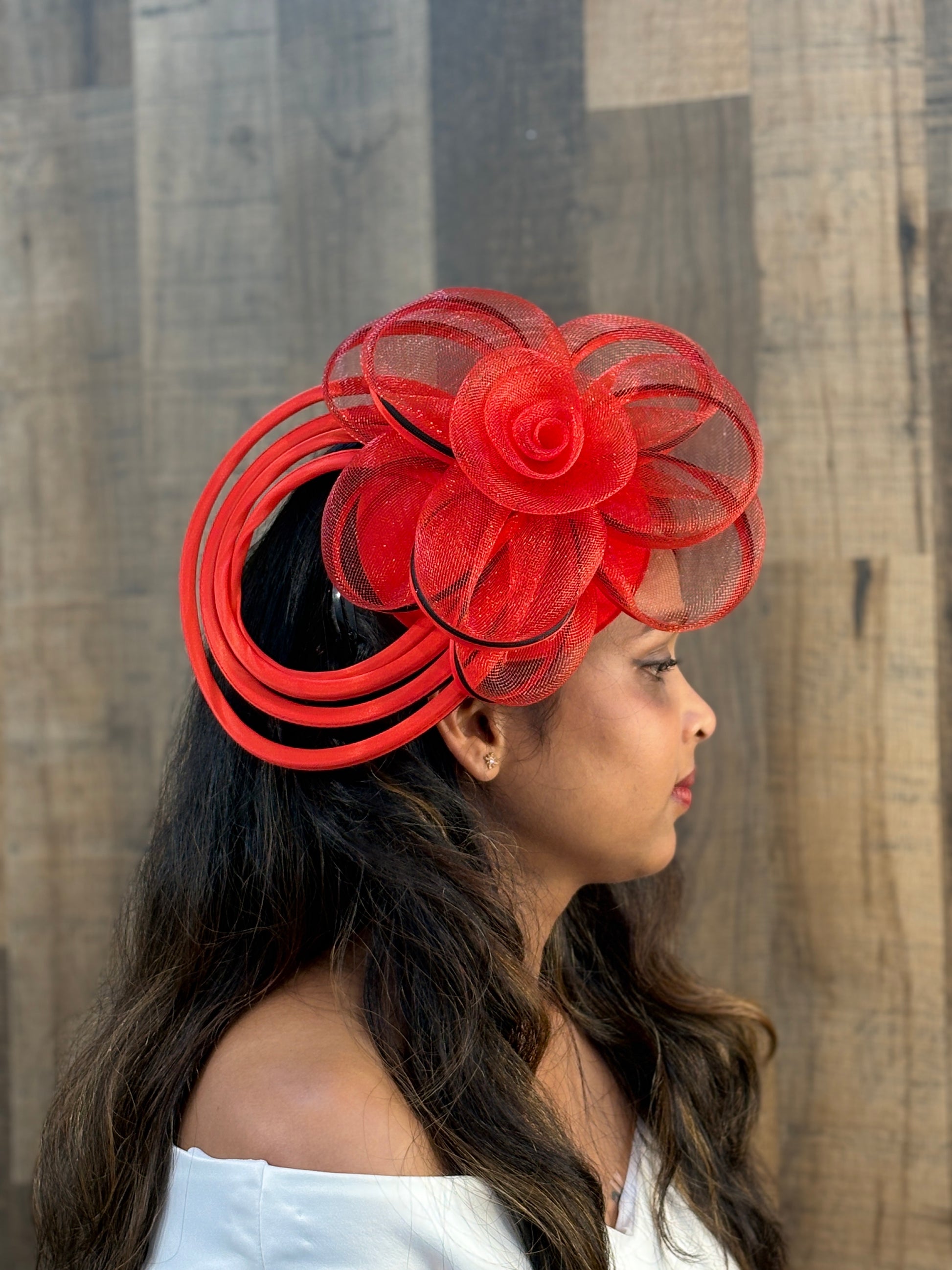 Statement Loop Fascinator for Women – Pink, Gold, Red & Peach | Oversized Mesh Flower Headpiece | Bold Wedding & Race Day Hair Accessory