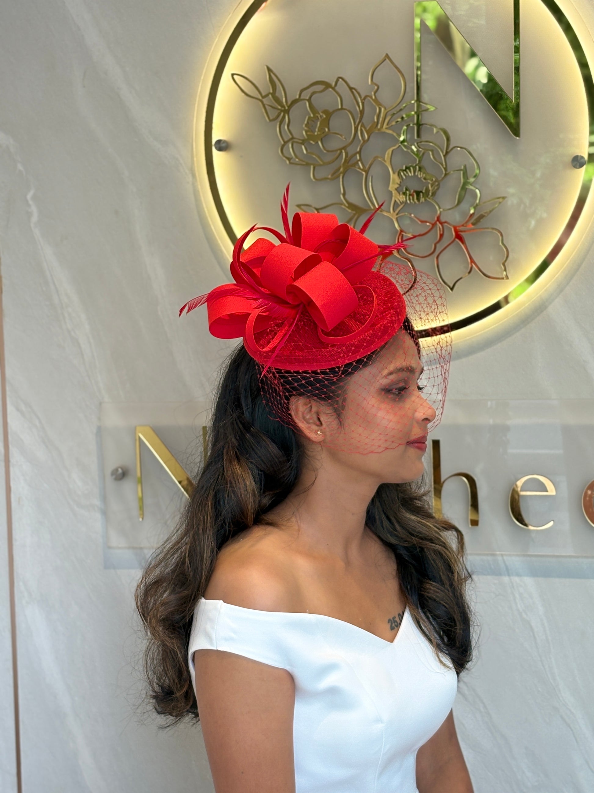 Elegant Fascinator Hat for Women | Wedding Headpiece | Cocktail Hat | Tea Party Accessory | Navy Blue Fascinator | Blush Pink Fascinator | Red Fascinator | Feather & Netting Detail | Formal Occasion Headwear | Ladies Fashion Hat