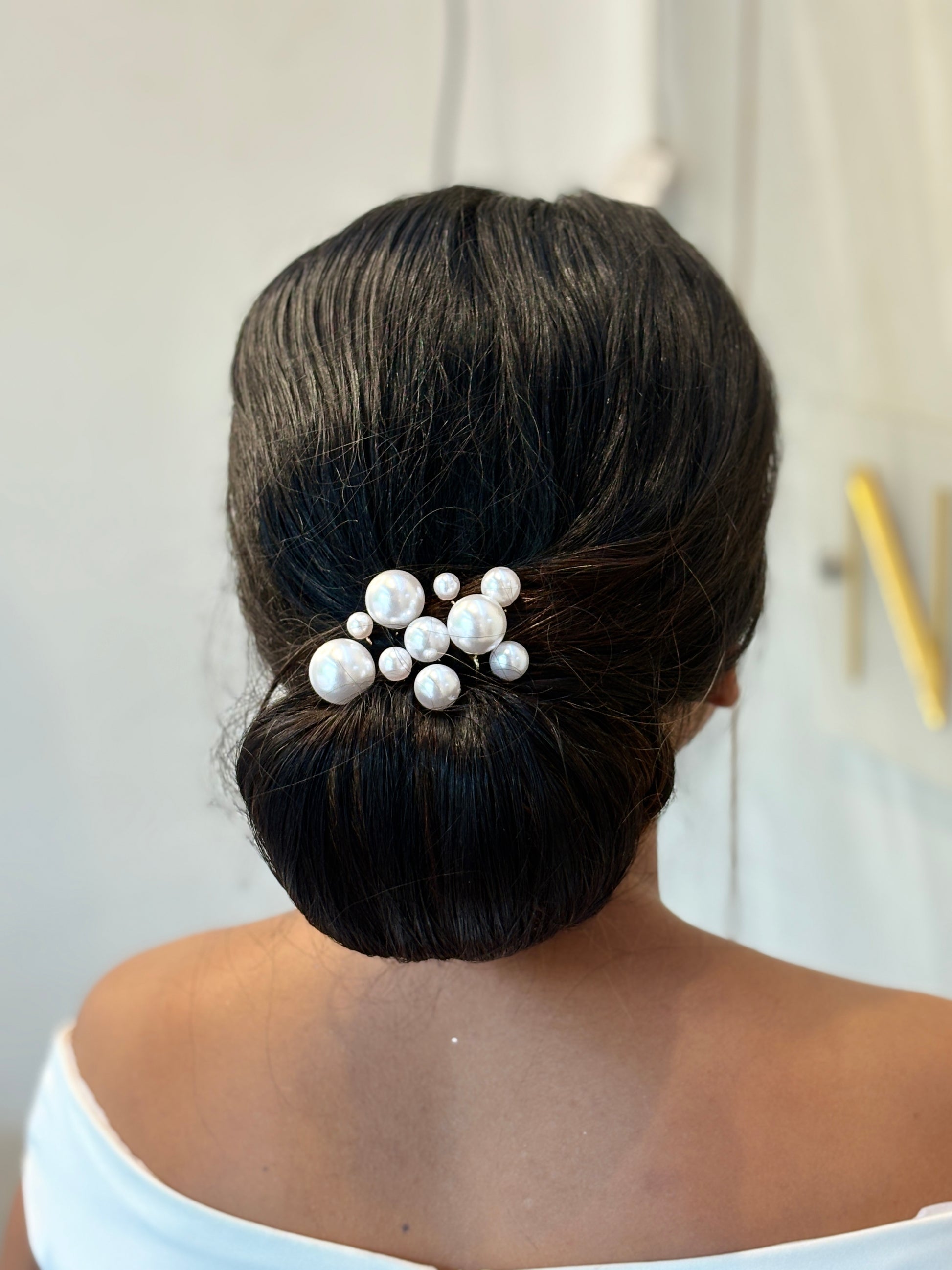 Timeless Classic Pearl Cluster Hair Pin | Elegant Bridal Accessory for Sophisticated Buns and Updos