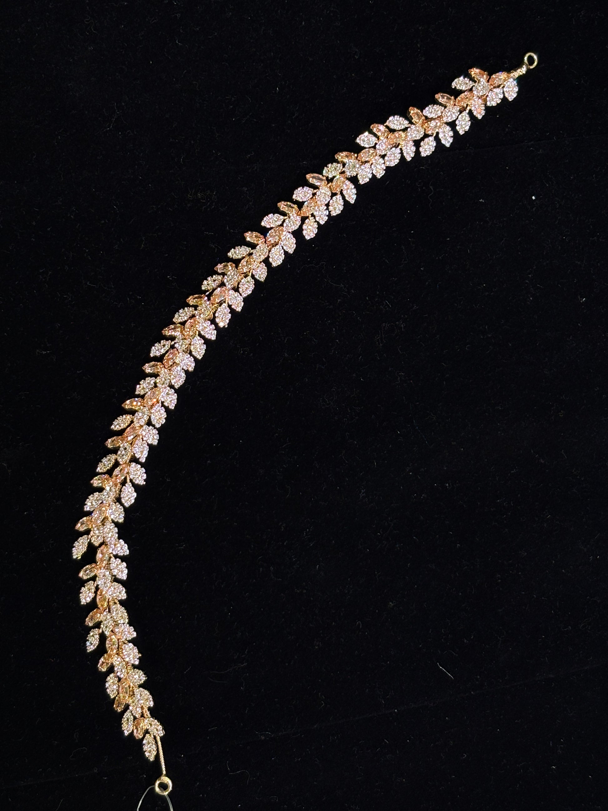 Rose Gold Curve Bridal Hair Vine – Elegant Curved Hair Accessory | Champagne Gold Wedding Comb | Modern Crystal Headpiece for Cocktail or Reception Look I Zircon headpiece