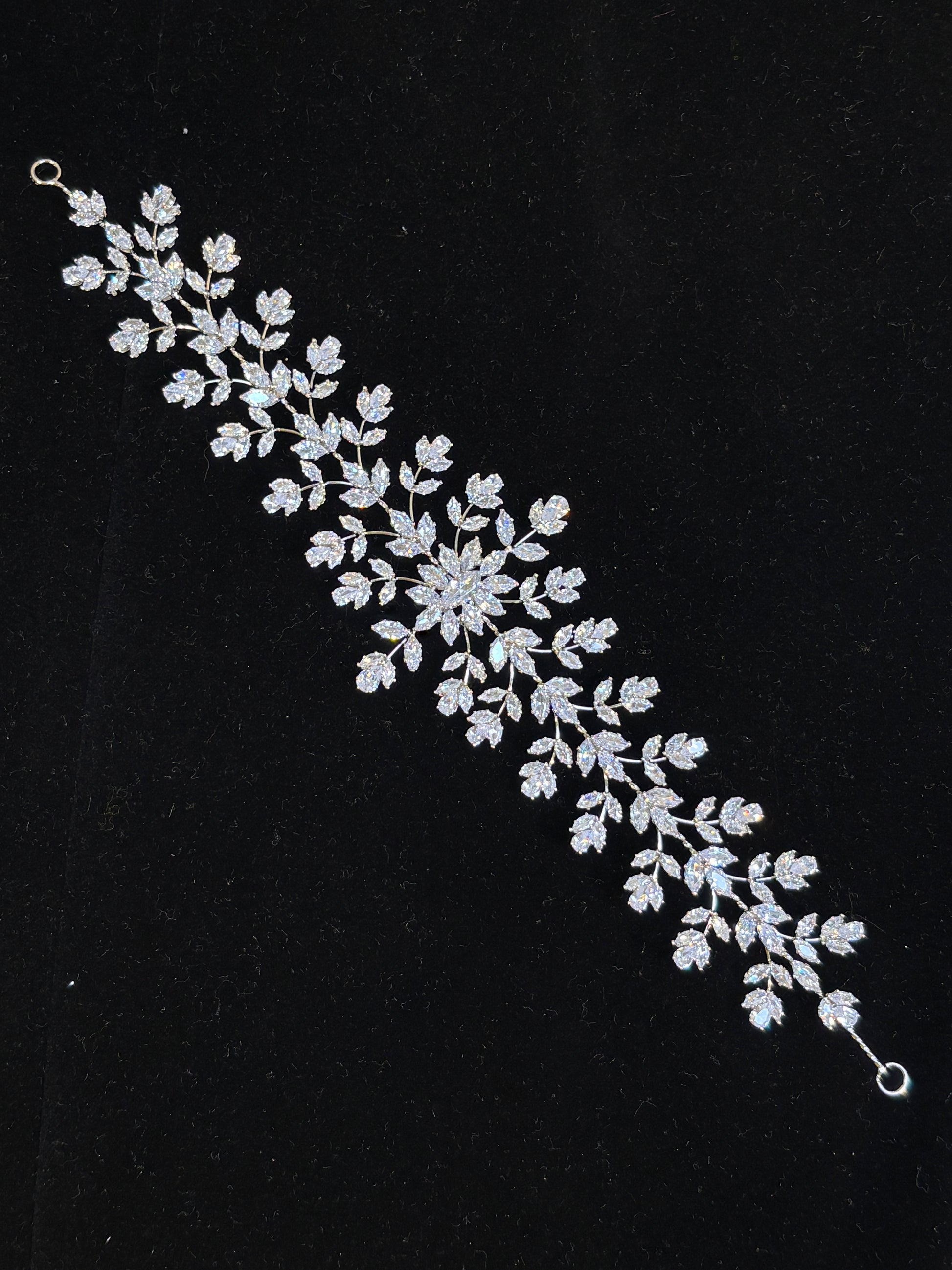 Silver Starlight Crystal Hair Vine – Sparkling Rhinestone Wedding Headpiece | Statement Bridal Hair Accessory | Glamorous Sangeet Hair Band for Women I  Zircon headpiece