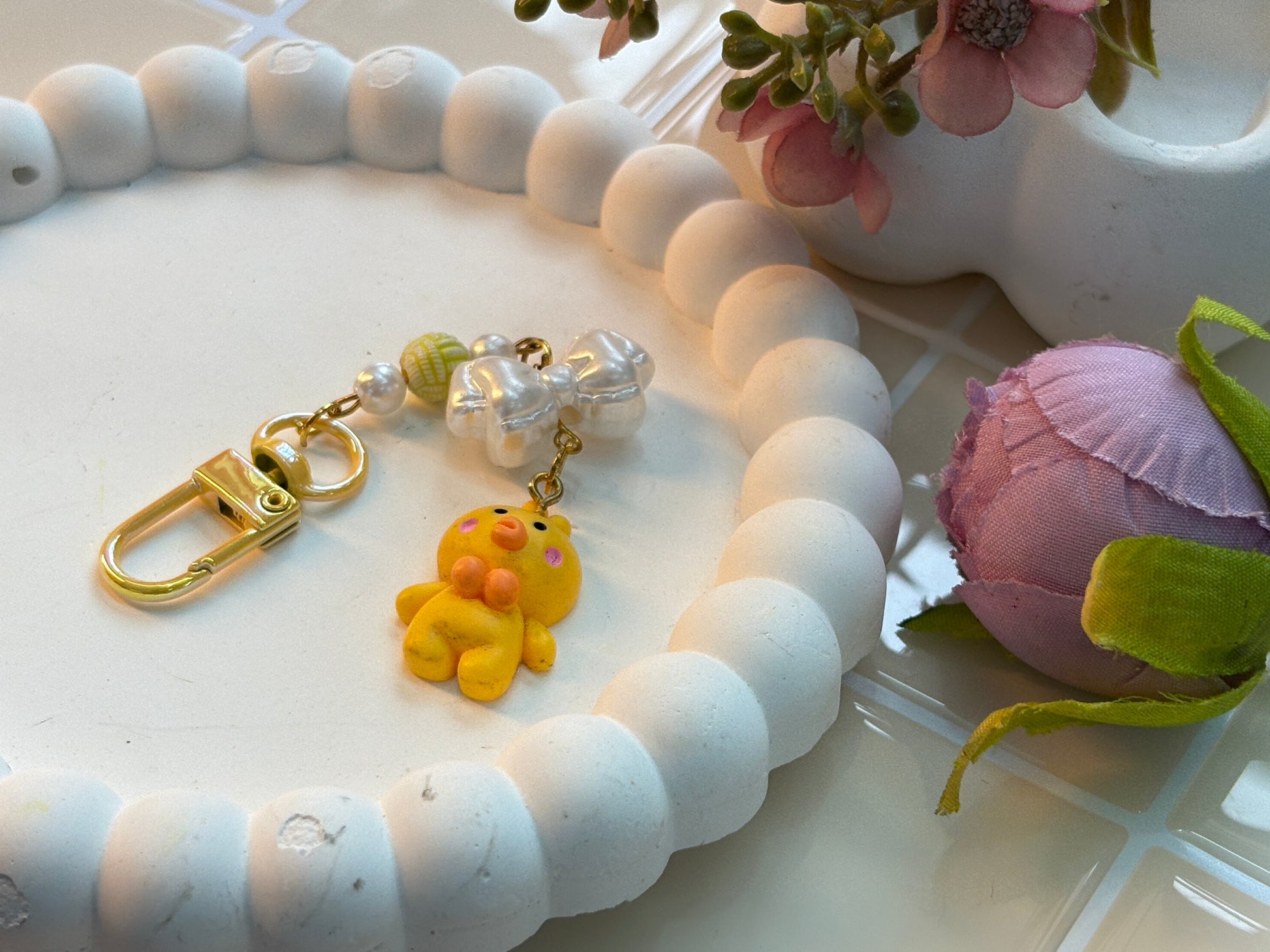 Kawaii Yellow Chick Keychain |Cute Baby Bird Charm with Pearls & Bow| Aesthetic Bag Accessory, Keyring for Girls & Teens