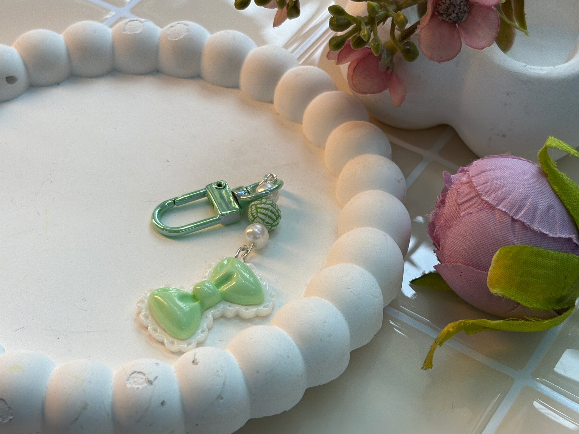 Cute Mint Green Bow Charm Keychain |Kawaii Pastel Keyring with Pearl & Lace Details |Aesthetic Bag Charm for Girls, Backpack & Purse Accessory