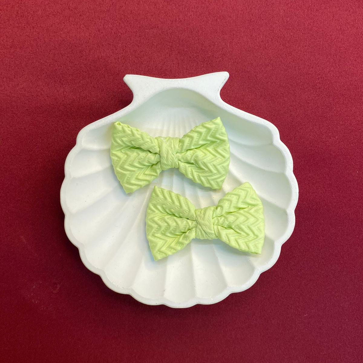 Green textured bow | green | cute and aesthetic | pack of bow | duo | pretty | accessories |