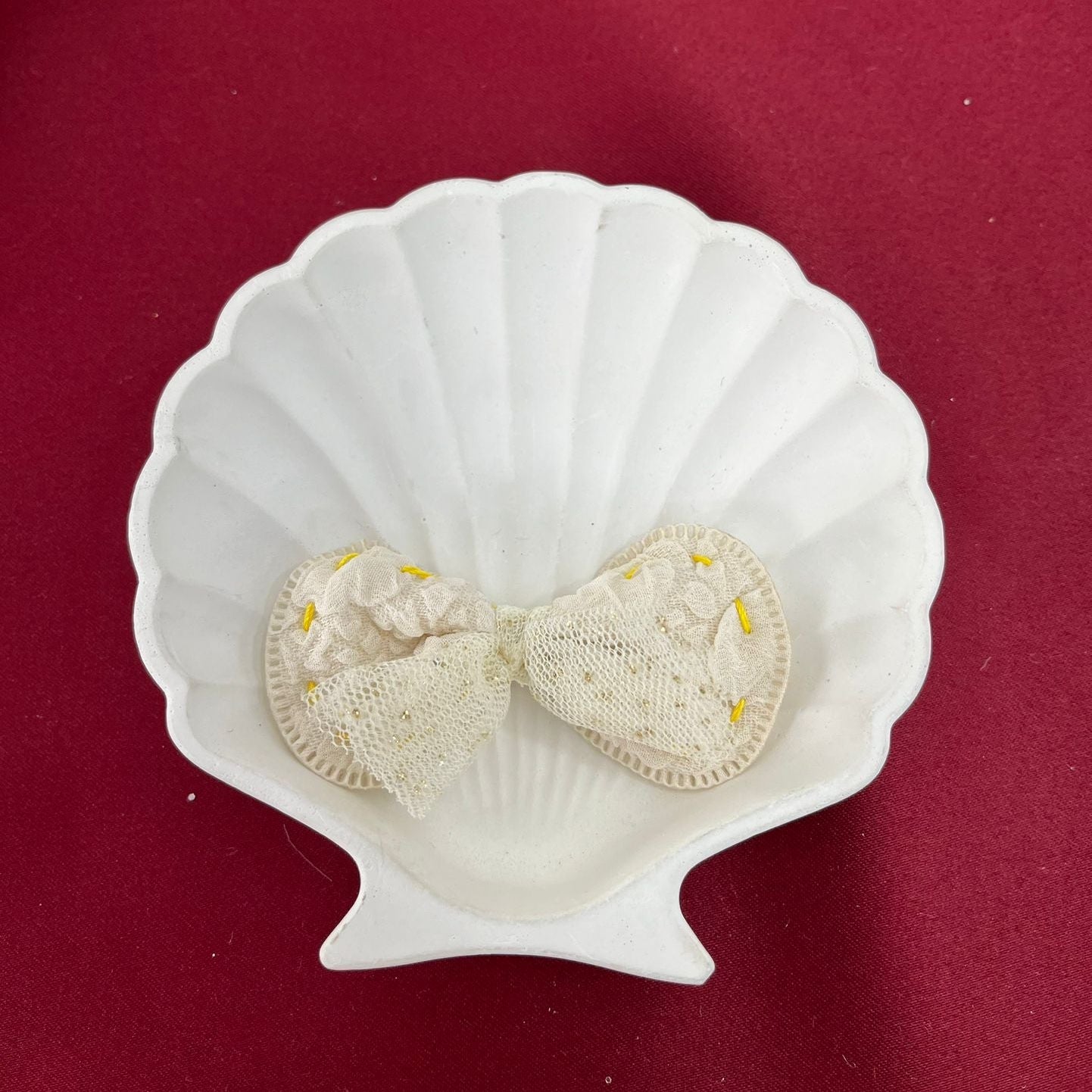 Cream Lace Embroidered Bow Appliqué | Vintage-Inspired DIY Decoration | Handmade Fabric Embellishment with Yellow Details | Elegant Lace Accent for Crafts