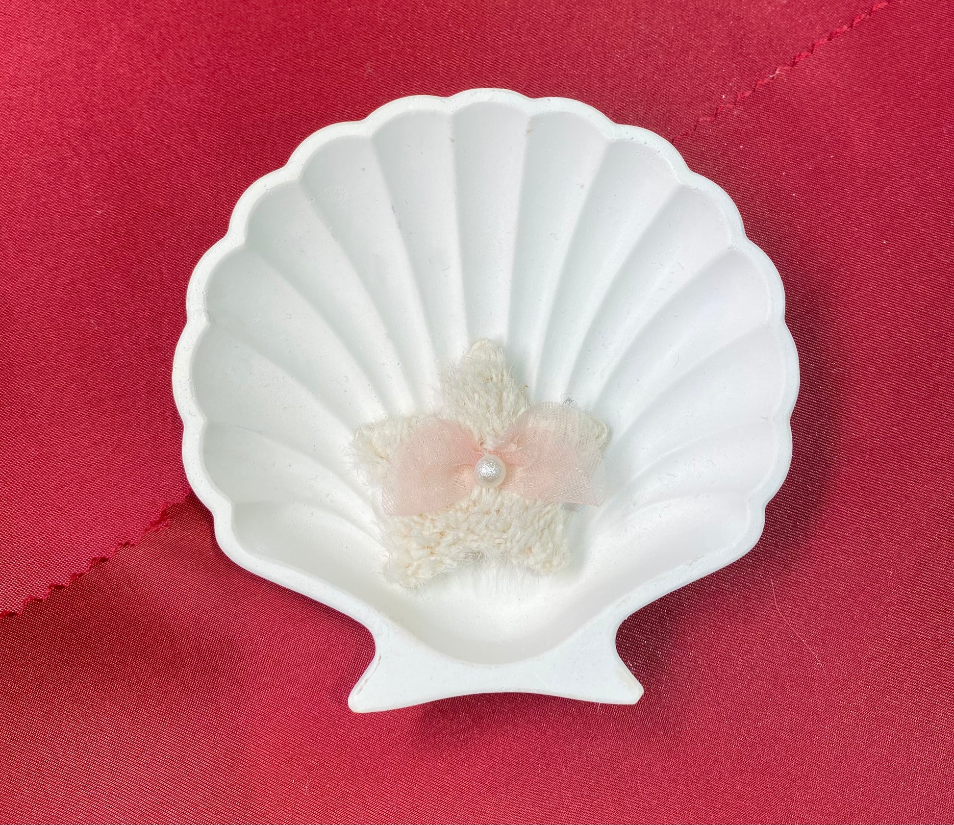 Pearly Patch| Cute an aesthetic | cute bow | pink bow| pearl bead | pastel colors| star | patch