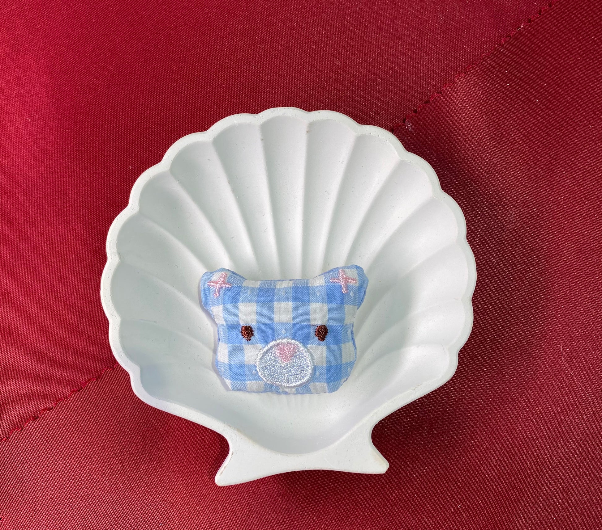 Checkered bear | blue and white | cute and aesthetic | bear | pink and white