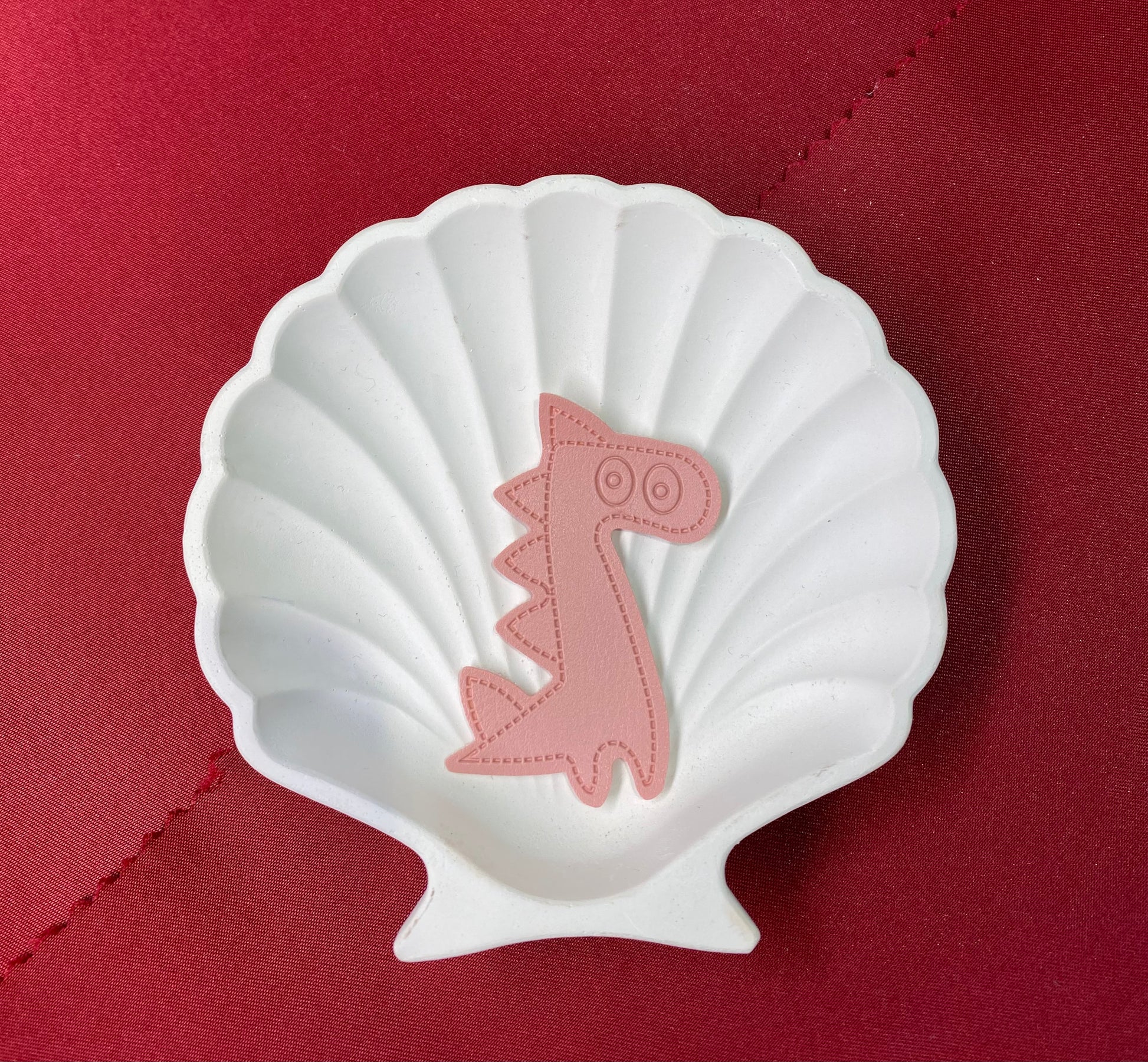 Pink Dino | Pink patch | patch | Dinosaur | Fun and aesthetic| Non-Ironable | Glue/Sew On